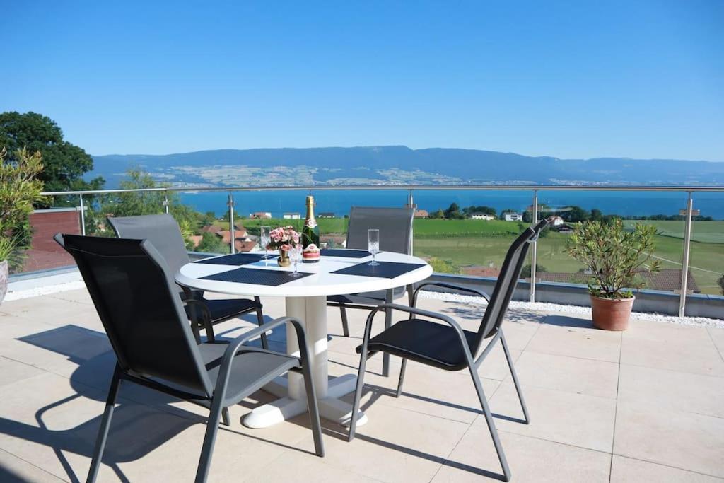 Chatillon  Chalet With Stunning Lake And Mountain Views Avec Une Vue A Couper Le Souffle, Une Spacieuse Terrasse Et Jardin מראה חיצוני תמונה